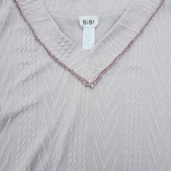 BiBi Cream V-neck Sweater - Picture 8 of 11